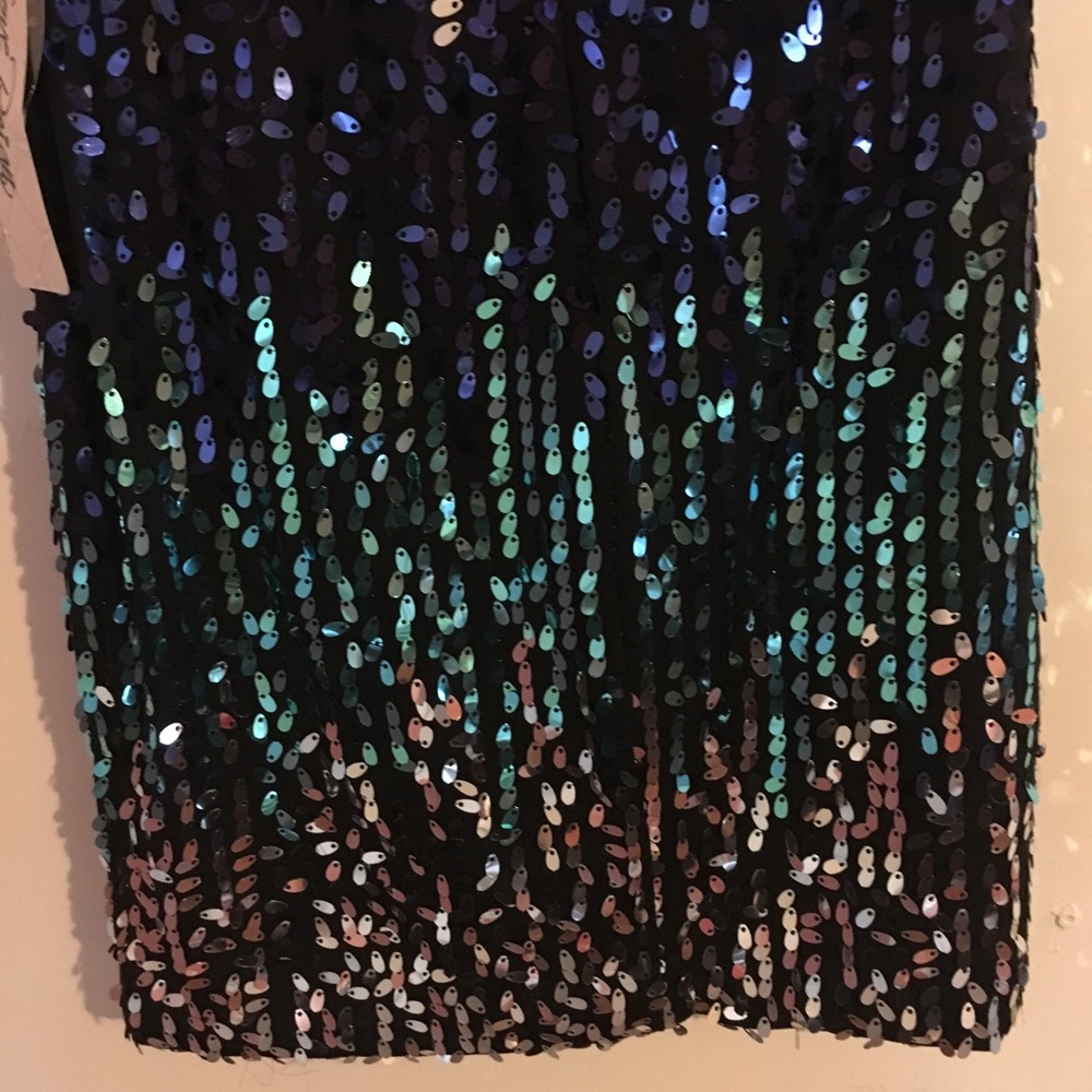 CLUB/PARTY DRESS - Picture 4 of 4